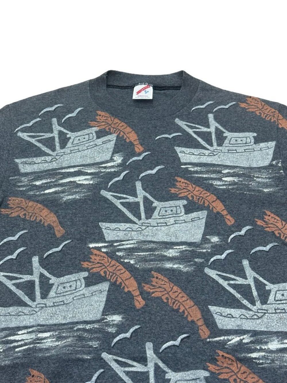 Vintage Jerzees Sailboat Shrimp All Over Print T Shirt Gray USA 1990s - Picture 3 of 5
